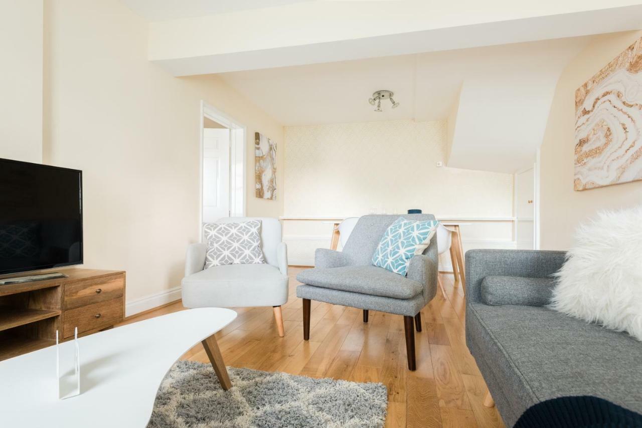 The Lapis Lounge - Large 3Bdr House At River Avon Бат Екстериор снимка